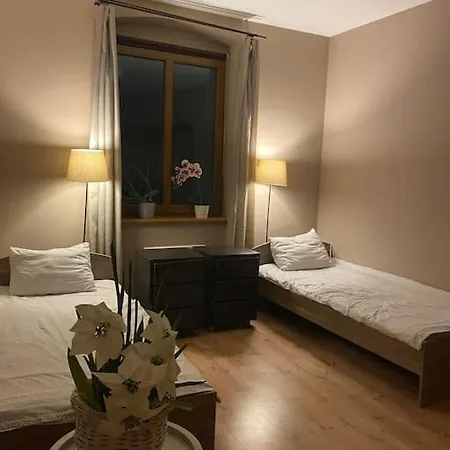 4 - 86 M2 - 300 M Od Rynku ヴロツワフ