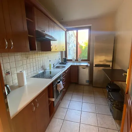 4 - 86 M2 - 300 M Od Rynku