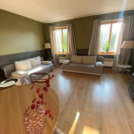 アパート 4 - 86 M2 - 300 M Od Rynku *