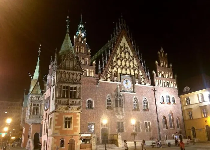 4 - 86 M2 - 300 M Od Rynku Apartment Wroclaw