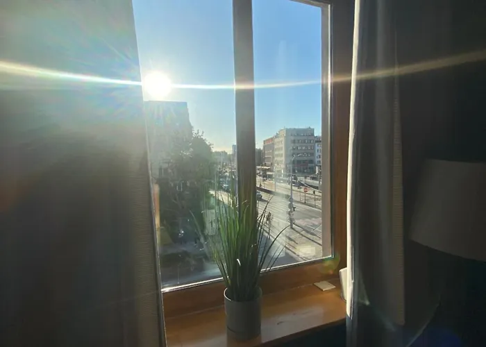 4 - 86 M2 - 300 M Od Rynku Apartment