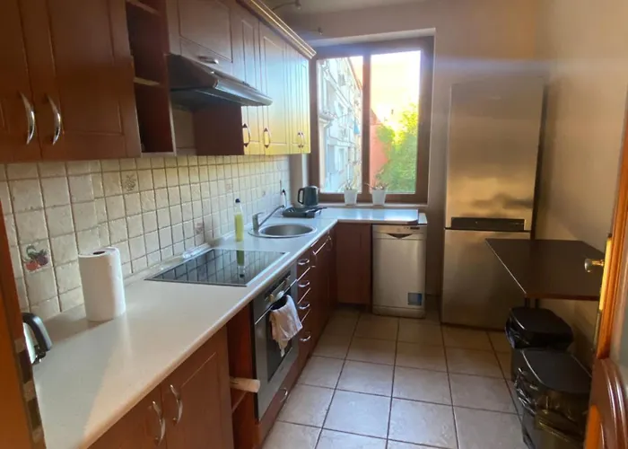 4 - 86 M2 - 300 M Od Rynku